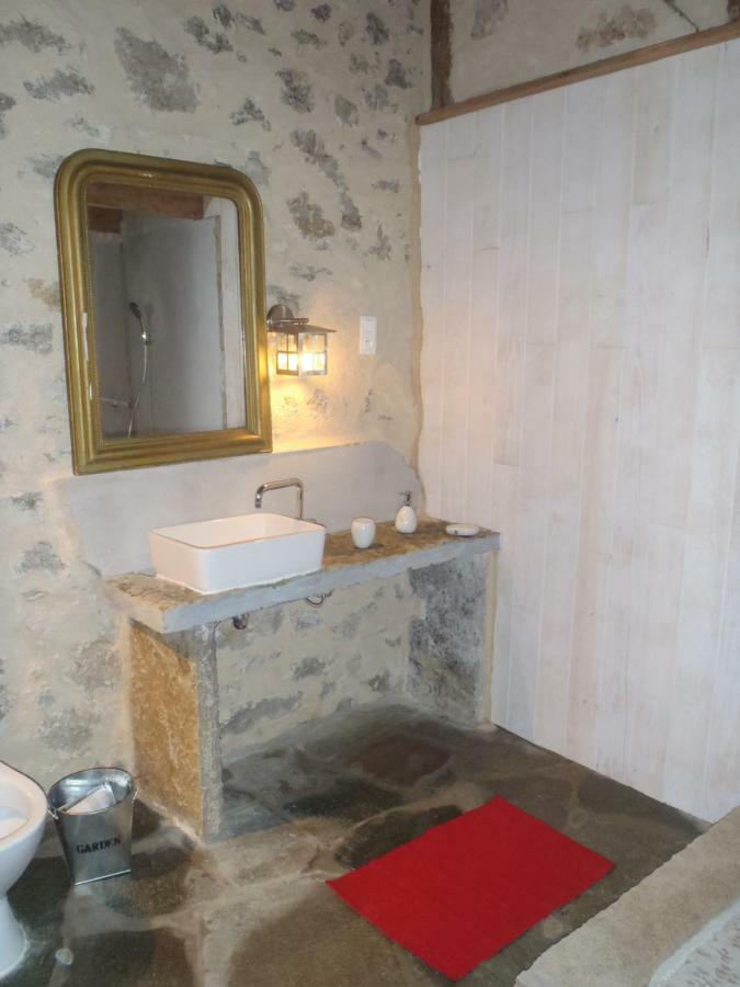 Chambres Du Domaine De Bombes Mostuéjouls Esterno foto